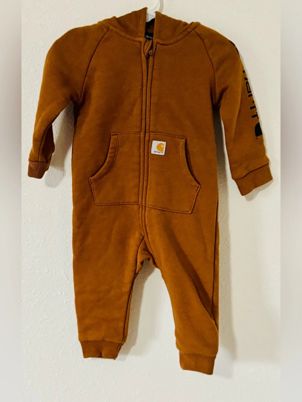 Carhartt Kids Hooded Zip One-Piece in Rust Brown Size 6 Mth.